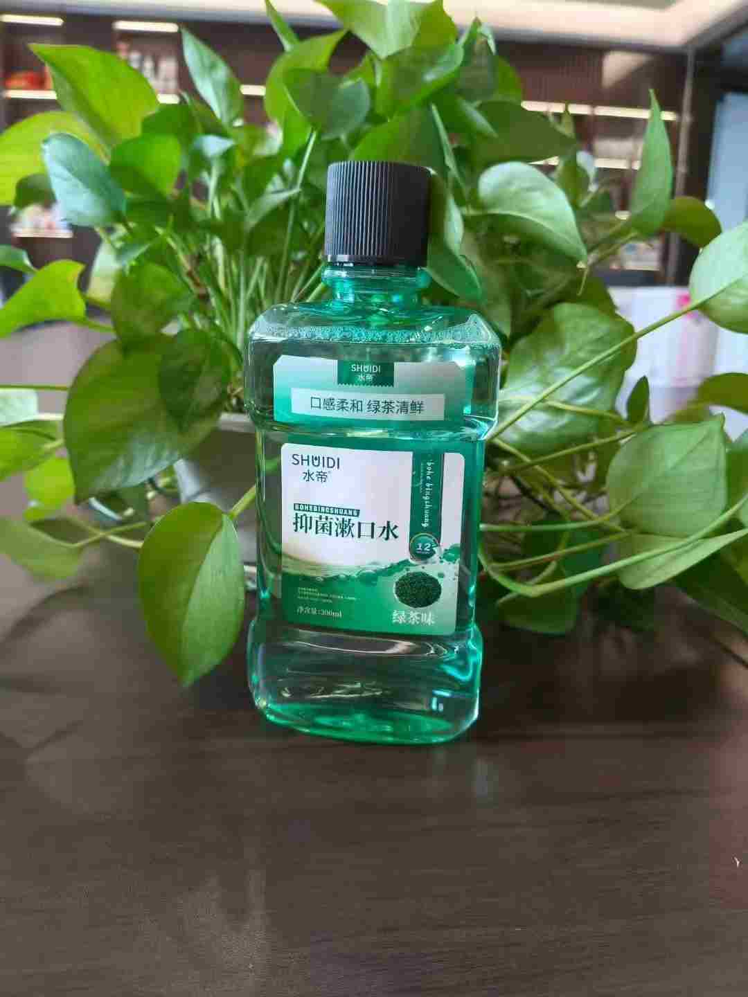 抑菌漱口水
